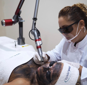 Gütegeschaltetes Nd-Yag-Lasersystem